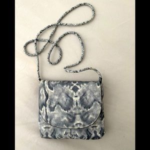 Banana Republic small leather handbag